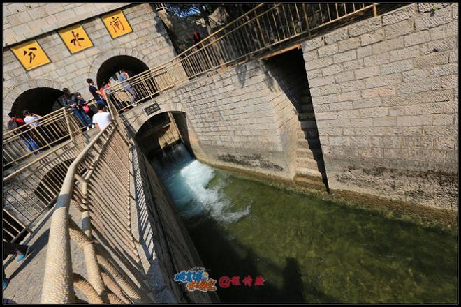 大自然的鬼斧神工 浪迹王莽岭大峡谷