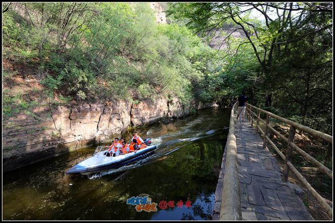 大自然的鬼斧神工 浪迹王莽岭大峡谷
