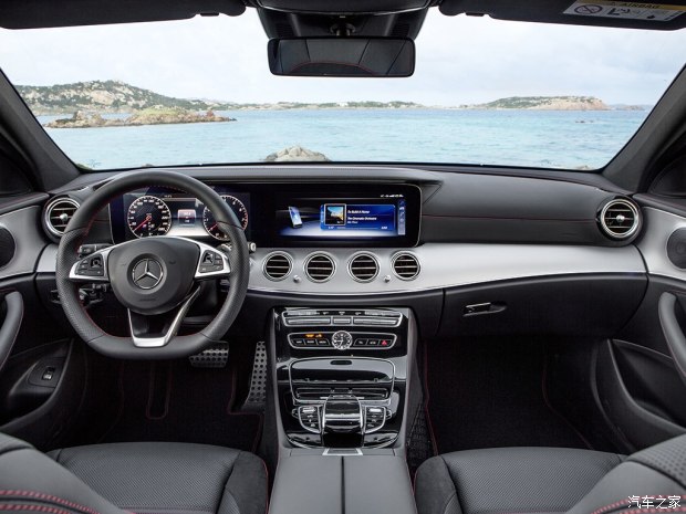奔驰新E级旅行版全球首发