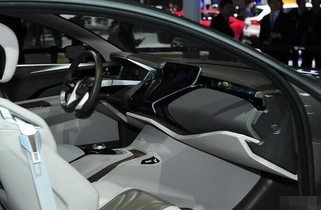 长安请来宝马总设计师操刀 天价薪水没白给