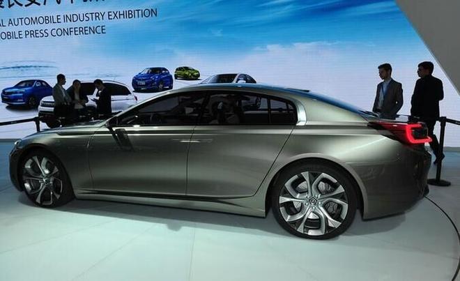 长安请来宝马总设计师操刀 天价薪水没白给