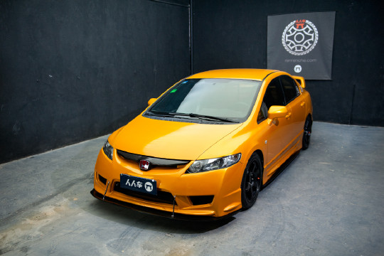 如何让一个KOBE粉丝在自己的思域上打篮球