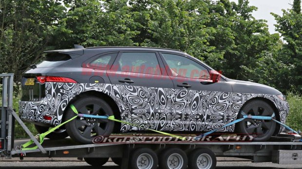 定位高于F-PACE 捷豹J-PACE测试车谍照
