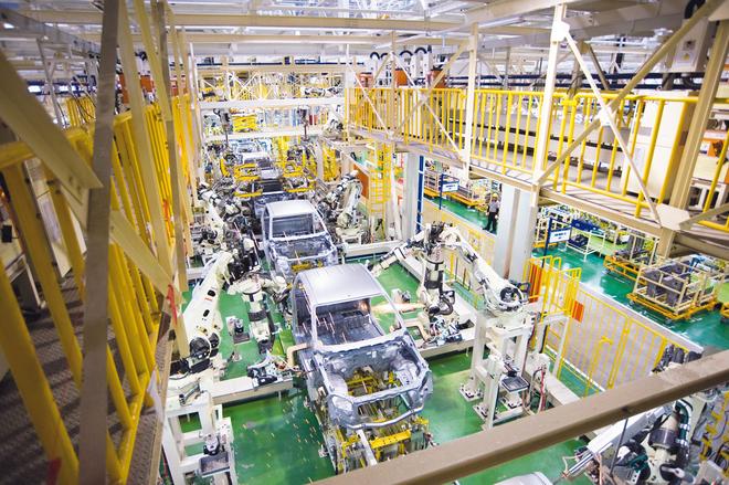 柴油机和越野更配哦 探泰国五十铃工厂