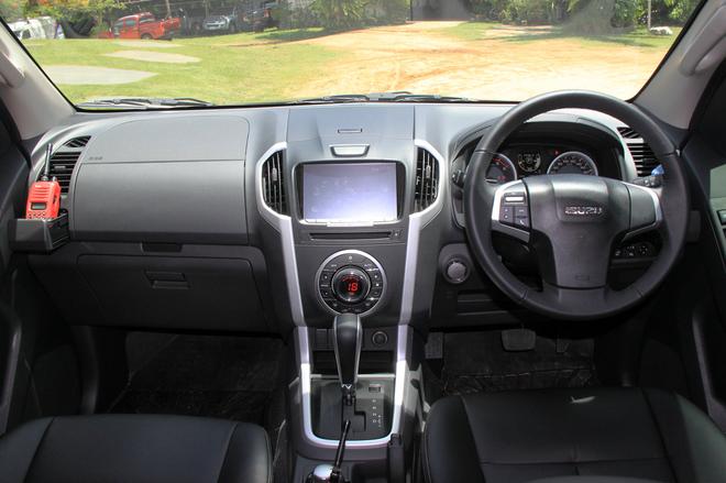 柴油机和越野更配哦 探泰国五十铃工厂