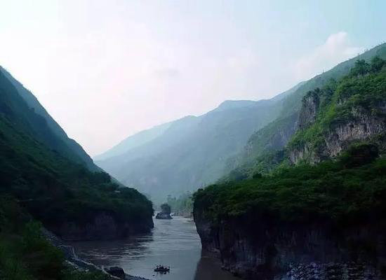美得像天堂！自驾中国最壮美的十大峡谷