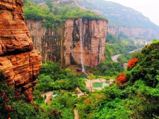 美得像天堂！自驾中国最壮美的十大峡谷