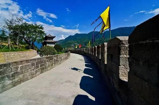 美得像天堂！自驾中国最壮美的十大峡谷