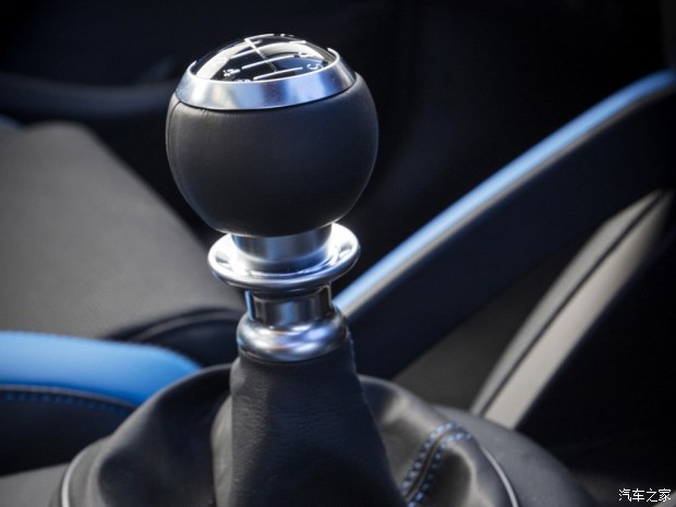 动感十足 现代Veloster飞思特别版官图