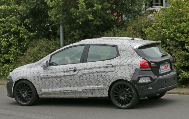 曝福特全新嘉年华ST谍照 或2018年发布  