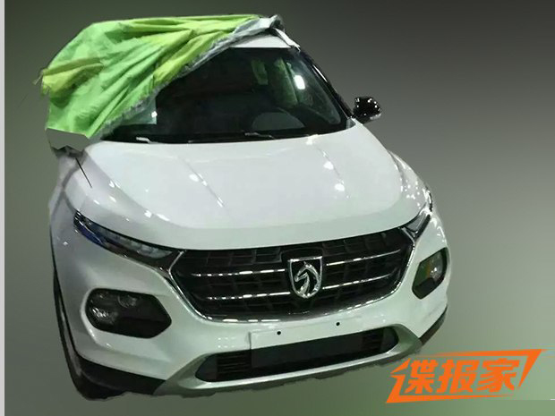 宝骏全新小型SUV谍照曝光 或命名宝骏530