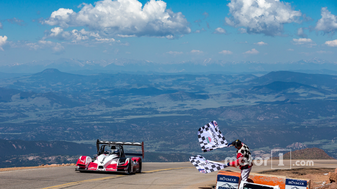 马不停蹄 杜马斯再夺派克峰爬山赛冠军