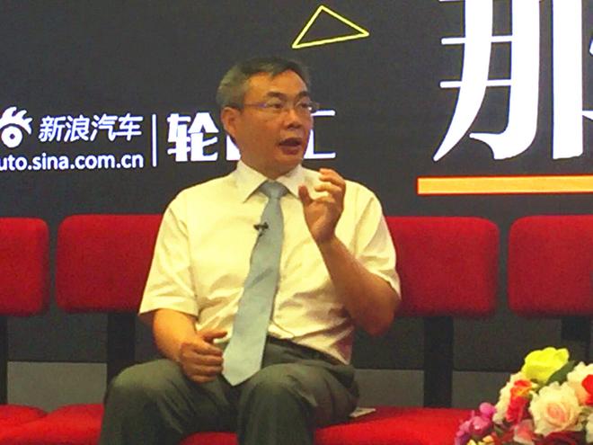 汇佳律师事务所主任/中消协律师团团长 邱宝昌