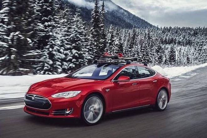 特斯拉二季度发货量下滑 自动驾驶遭疑