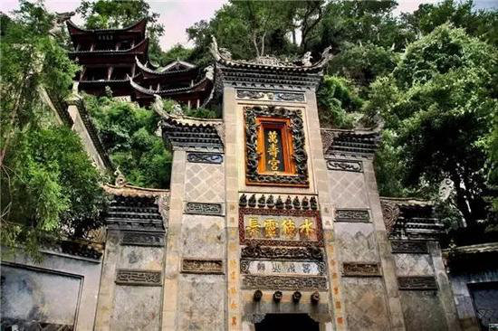 对于贵州旅行你的幻想是？自驾来看看吧！