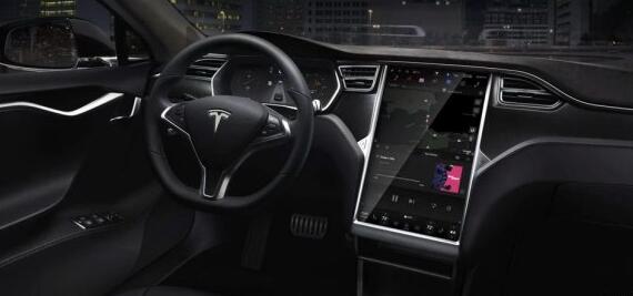 特斯拉升级8.0新系统 可自动变换车道