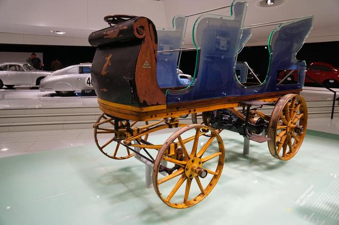 假如这是一次探险 探访保时捷博物馆