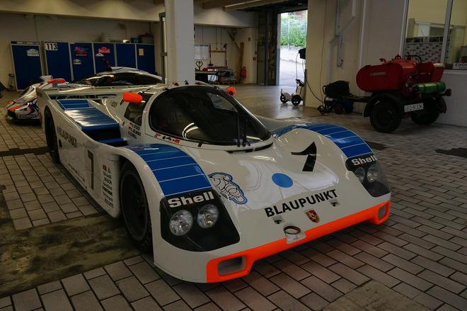 揭开幕后故事的帆布 保时捷私密车库速览