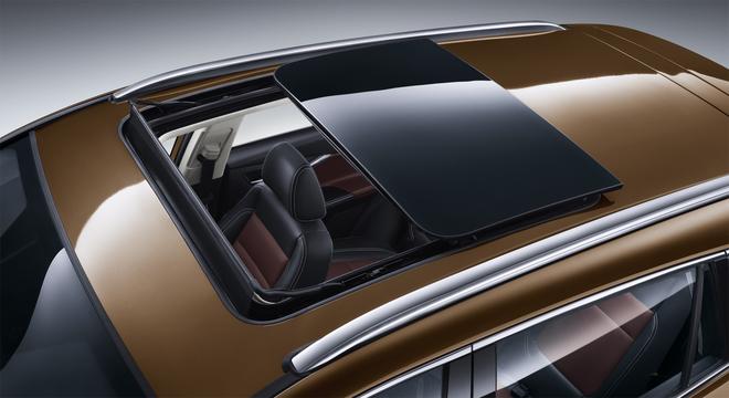 2017款北汽幻速S6 CVT售价8.98-11.68万元