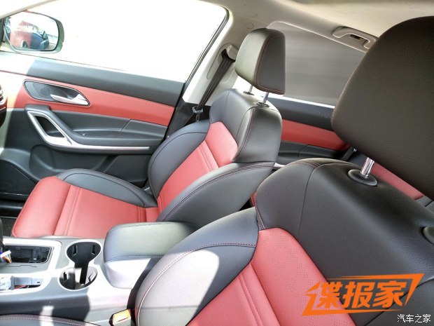 将采用7座布局 曝江淮瑞风S7最新谍照