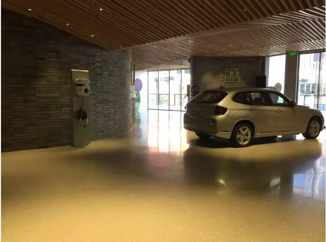 宝马之诺模式遇冷 三里屯展厅关店倒计时