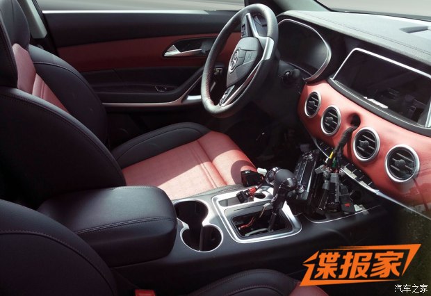 将采用7座布局 曝江淮瑞风S7最新谍照