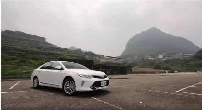 被高估的锐志 被低估的凯美瑞