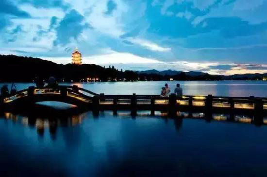 中国最美七大湖泊 自驾三个就不枉度此生！