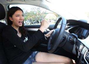 女子驾考13年终弃考 校长退学费请吃饭