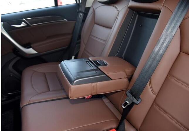 堪比合资国产中名副其实的大块头suv