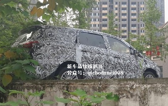 竞相升级，力帆全新MPV神似福特S-MAX