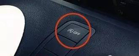 暴雨自驾涉水行车 要不要关发动机启停？