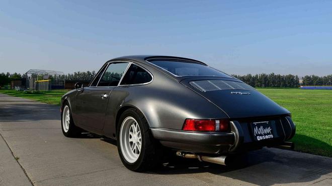 “最会开车的演员”改装保时捷911BR将拍卖