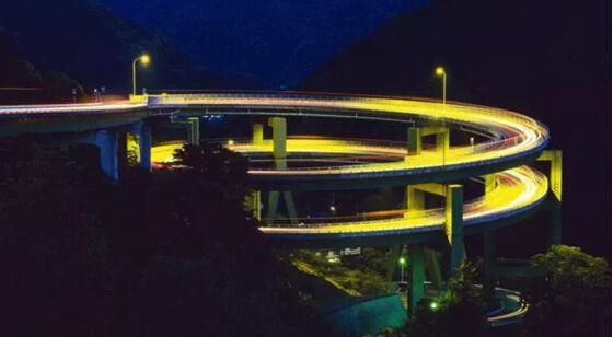 导航的坟场 再也没有比重庆更难开的路了