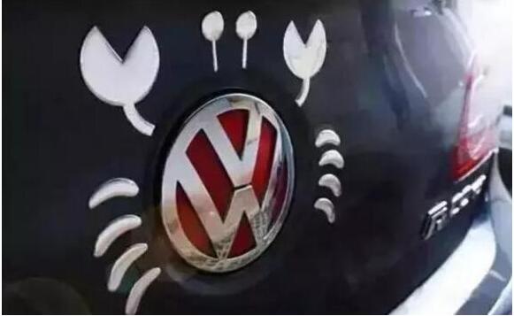 女友看到雷诺车标脸红 至于吗