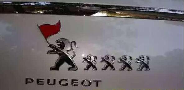 女友看到雷诺车标脸红 至于吗