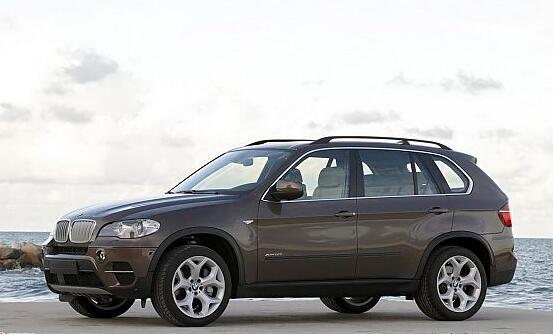 章子怡分手老外富豪 揽无数豪车入库