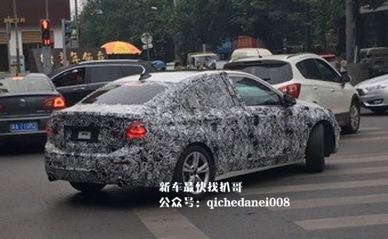 没鸡腿挡把，华晨宝马全新三厢1系谍照