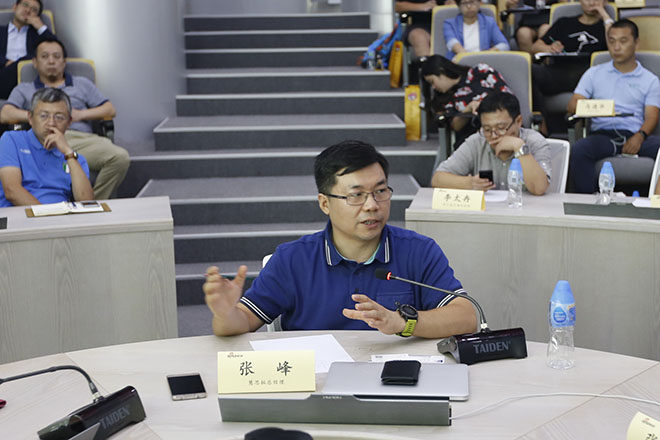 张峰：自驾游商务用车会是下一个风口