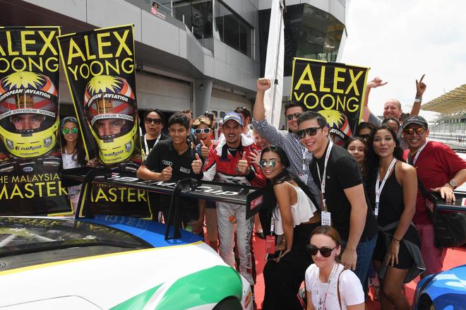 主场作战的熊龙拥有广大粉丝