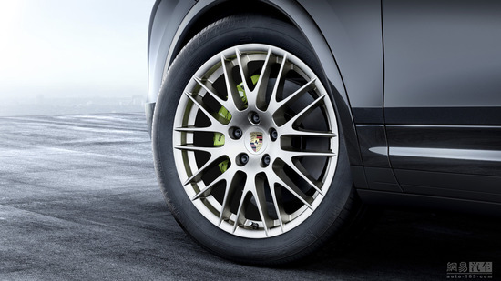 秒变Turbo款 保时捷卡宴限量版售98.4万