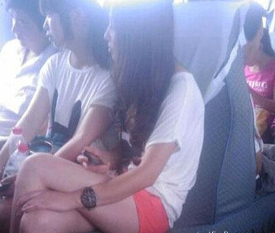 相比之下我比较喜欢旁边的这辆车