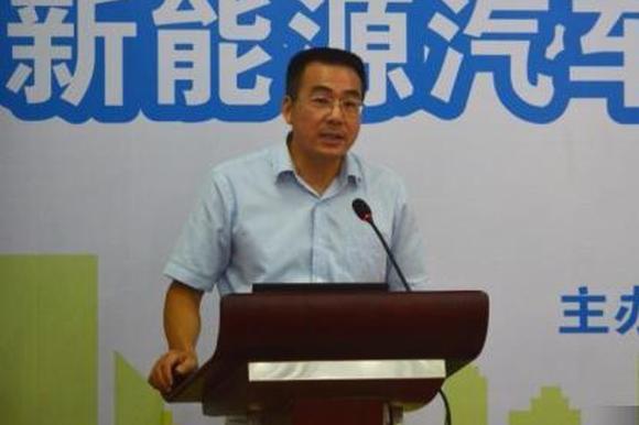 北京市新能源汽车发展促进中心主任 牛近明