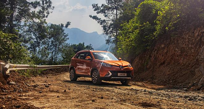 名爵锐腾征战恩施壁挂公路