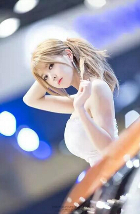 脚踏两条船的女人不能要 脚踩两辆车的？