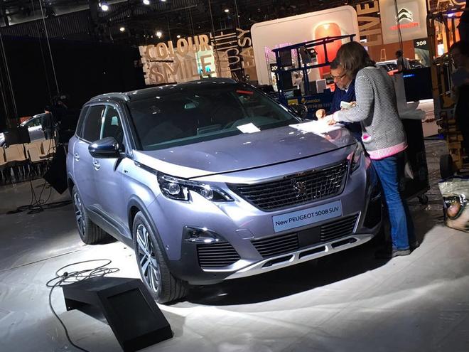 2016巴黎车展探馆：标致全新5008实车