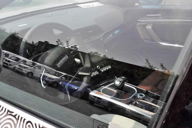 哈弗全新SUV谍照曝光 或定名哈弗H4S