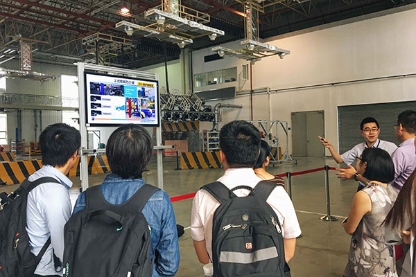 走访国家机动车产品质量监督检验中心