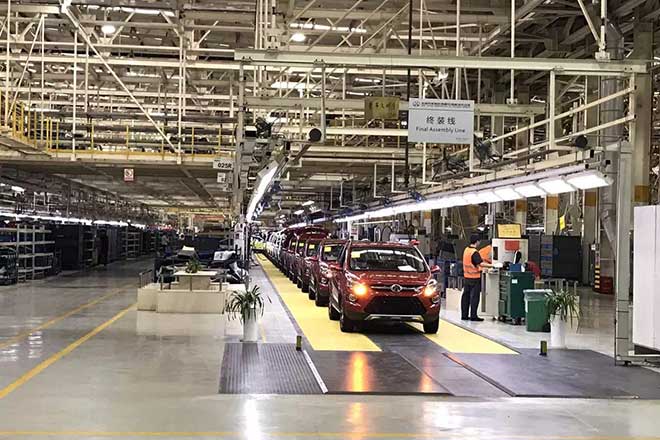 北汽威旺M50F在北汽株洲工厂正式下线。