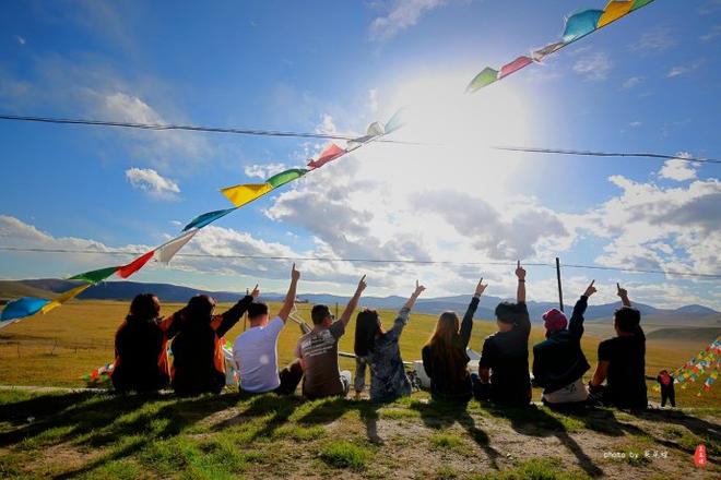路虎自驾青甘川，每个人都是独特的风景